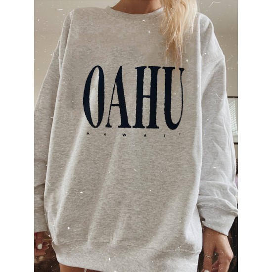 Classic Crewneck Sweatshirt for a Timeless Look HF3206-04-02 Classic Crewneck Sweatshirt for a Timeless Look HF3206-04-02